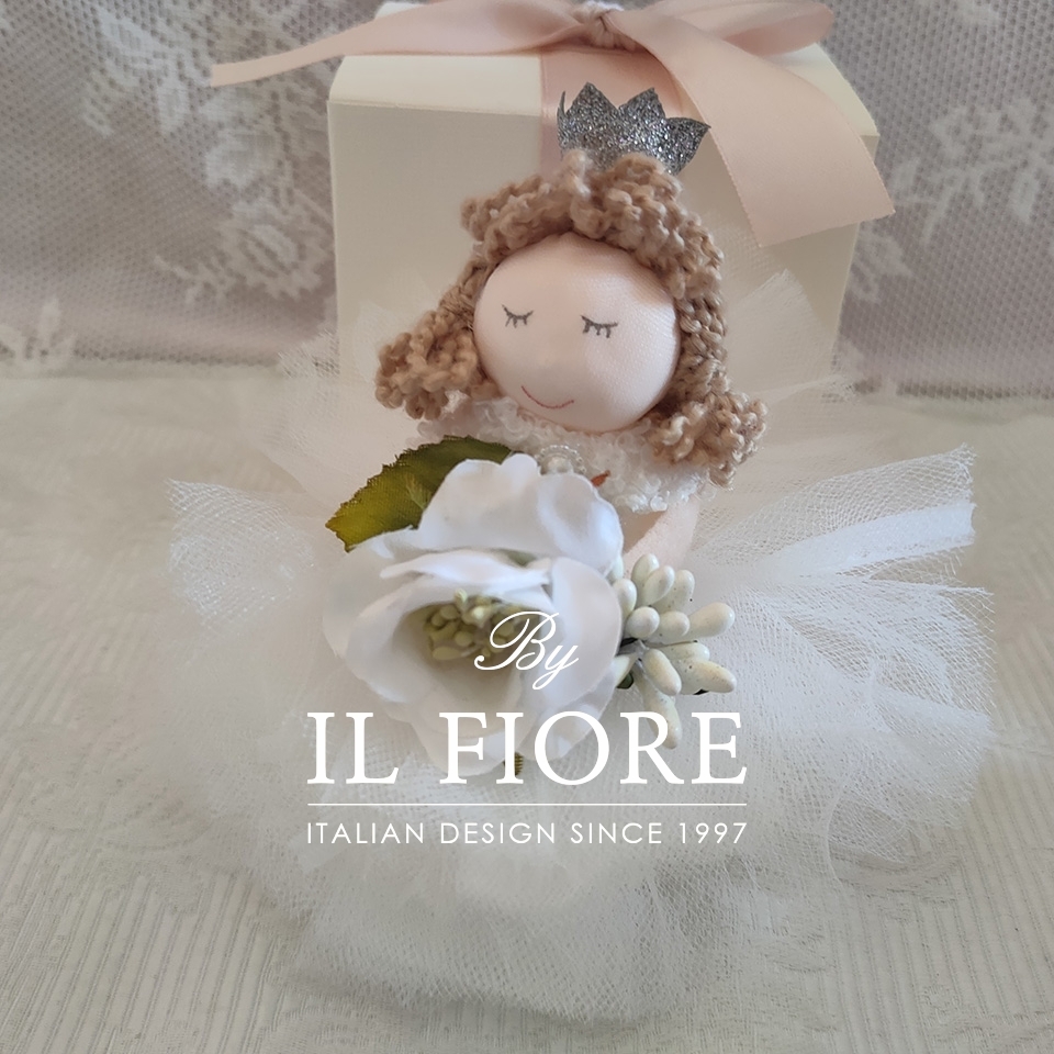 Bomboniere bambola Principessa con vestito in tulle bianco a pois e fiori thumb cover