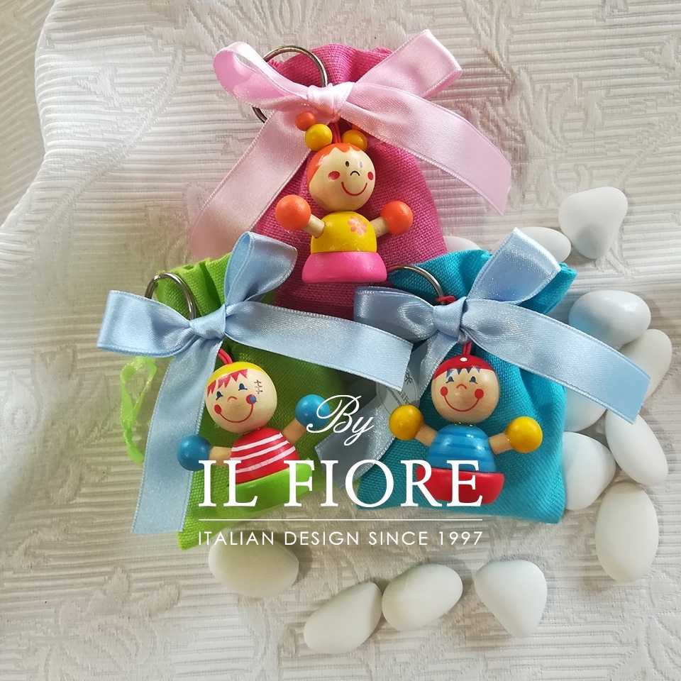 Bomboniera nascita bimba e bimbo sacchetto portaconfetti con portachiavi  colorati € 3,80