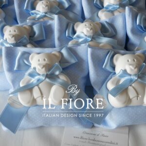 Bomboniera battesimo sacchetto porfaconfetti con orso.