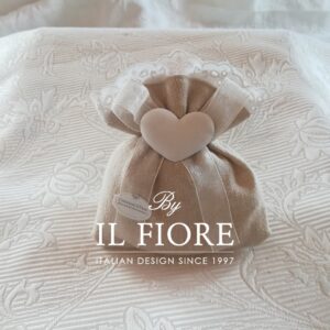 Bomboniera Comunione sacchetto con pizzo Sangallo e cuore in gesso