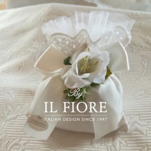 Bomboniera Comunione sacchetto con pizzo Sangallo tulle e fiore