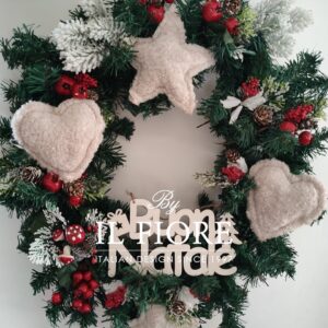 Ghirlande Natalizie con stelle cuori e bacche