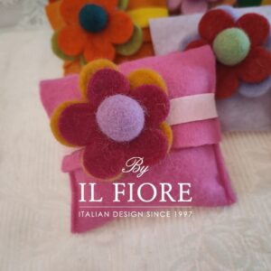 Bomboniere Battesimo sacchetti portaconfetti con fiore calamita