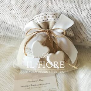 Bomboniera matrimonio sacchetto portaconfetti con cuore Cecile
