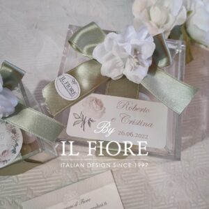 Bomboniere Matrimonio scatola plexiglass con fiore e tag personalizzabile