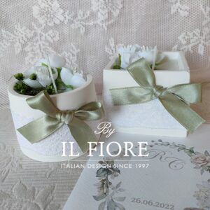 Bomboniere Matrimonio candele con fiori e vasetto in gesso profumato