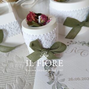 Bomboniere Matrimonio candele con fiori e vasetto in gesso profumato