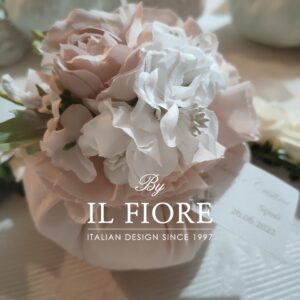 Bomboniere eleganti Matrimonio bon bon rosa cipria con fiori