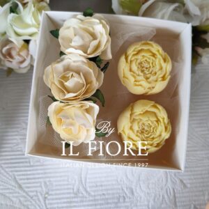 Candele peonie e fiori