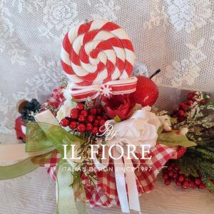 Decorazione Natalizia fatta a mano con fiori e caramella