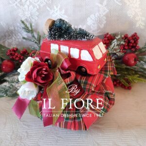 Puffo Natalizio fatto a mano con fiori e macchinina