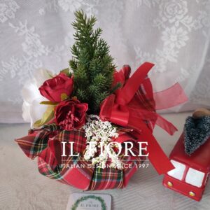 Puffo Natalizio fatto a mano con alberello e fiori