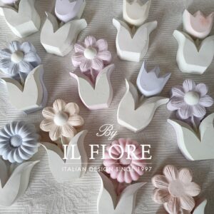 Bomboniere Comunione fiori colorati in gesso