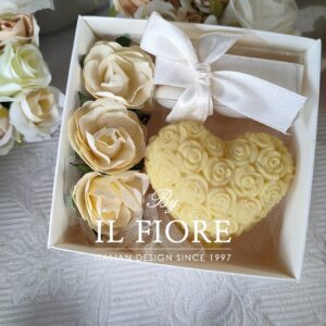 Bomboniere Cresima e Comunione candela cuore e fiori