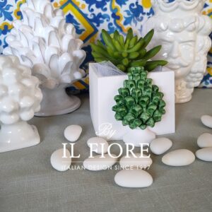 Bomboniere matrimonio piantina grassa con vasetto in gesso e pigna siciliana verde