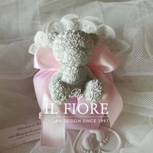 Bomboniera Battesimo con orso e sacchetto con pizzo Sangallo