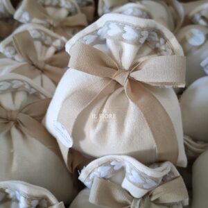 Bomboniera classica Liv