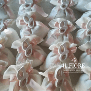 Bomboniere Battesimo sacchetto portaconfetti con lettera personalizzata