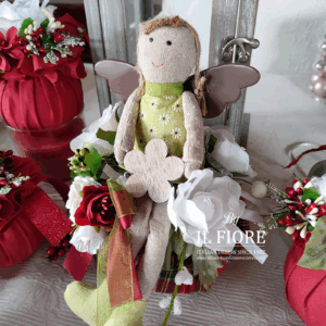 Decorazione Natalizia fatta a mano con fiori e angelo fatto a mano