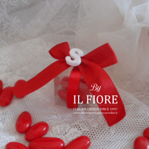 Bomboniere Laurea scatola con lettera personalizzabile.