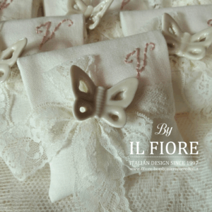 Bomboniere Comunione sacchetto personalizzabile con lettere e farfalla in ceramica