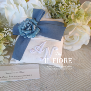 Bomboniere matrimonio sacchetto personalizzato con rosa