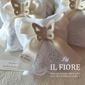 Bomboniere Matrimonio sacchetto con pizzo francese e FARFALLA calamita