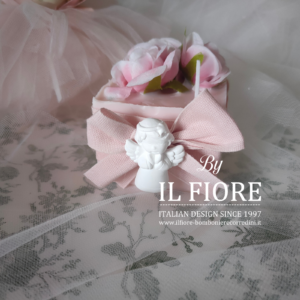 Bomboniera Cresima candela con fiori e angioletto
