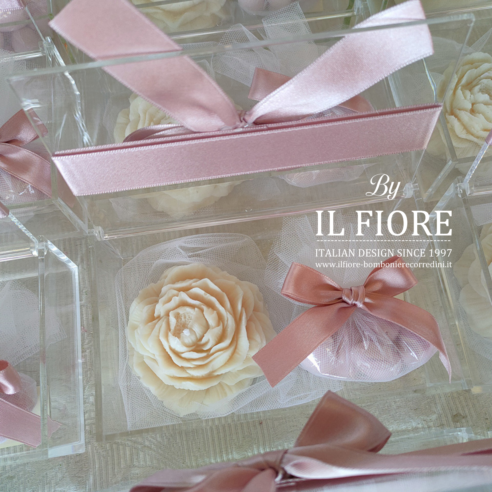 bomboniere artigianali,segnaposti,partecipazioni,fuoriporta,targhette,quadretti nascita,portafoto,abiti neonati